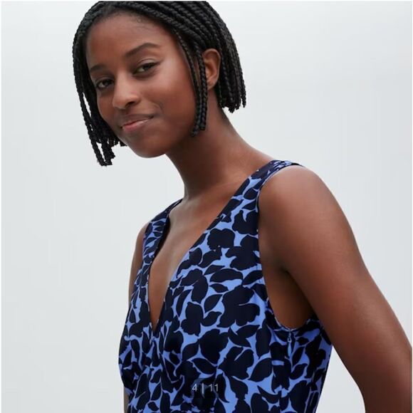 NWT UNIQLO Printed V-Neck Sleeveless Mini Dress Large - Picture 3 of 12